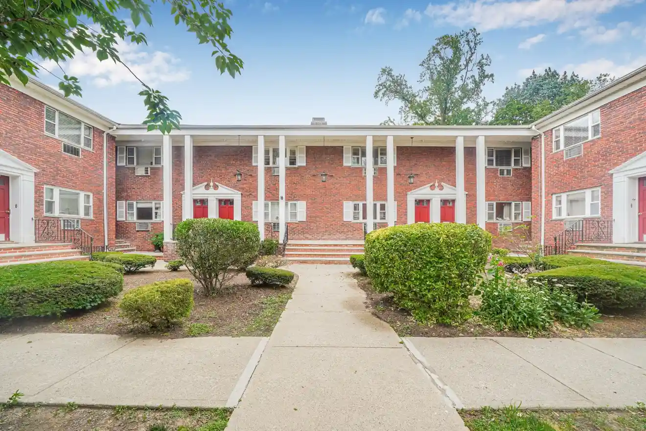 640 Franklin Ave Apt 1m, Nutley, NJ 07110
